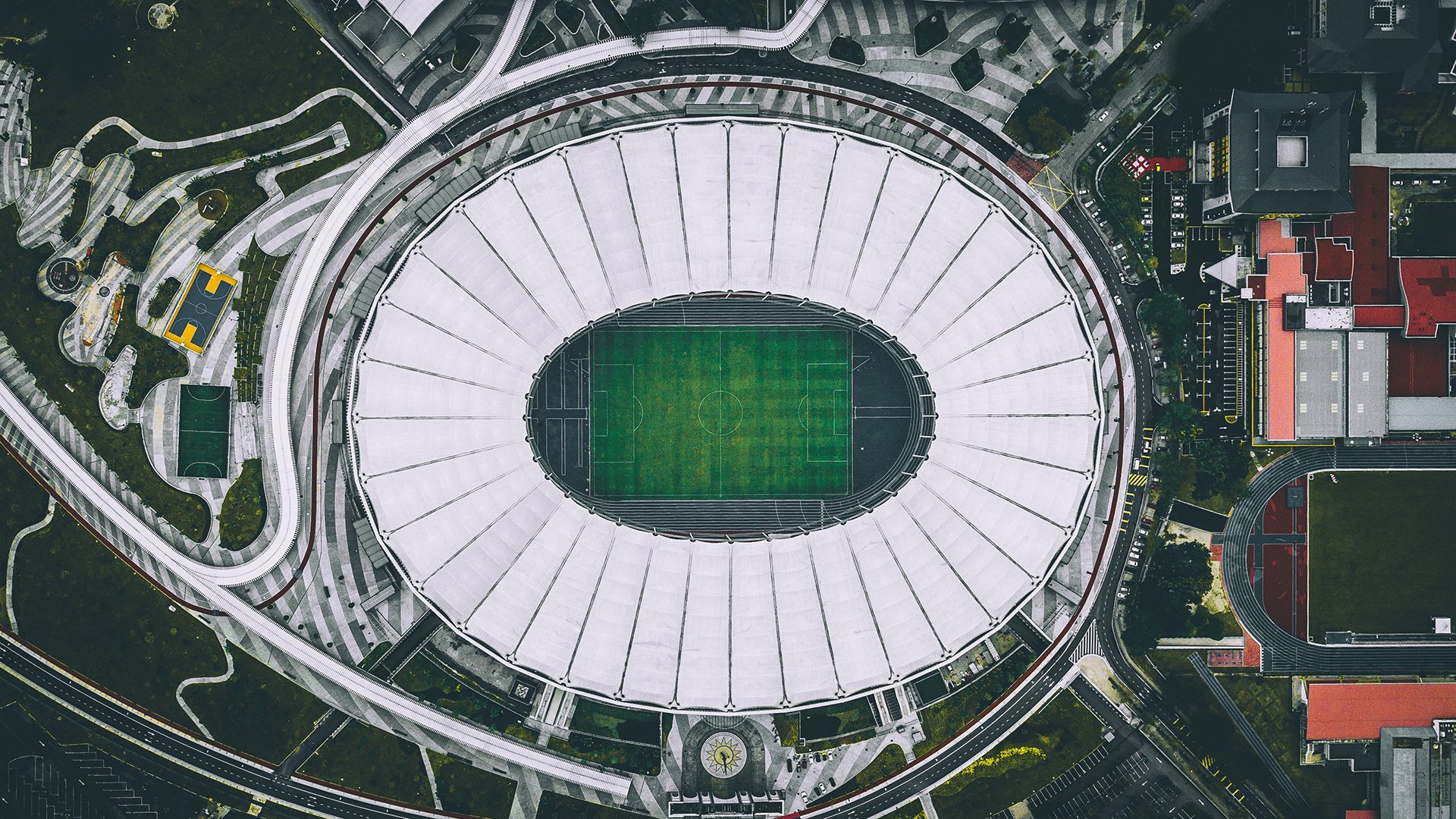 开云体育入口-内马尔门神级扑救封单刀，梅西失良机成背景板